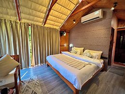 Glass Cabins & Cafe by Urban Monk