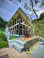 Glass Cabins & Cafe by Urban Monk