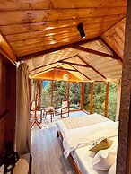 Glass Cabins & Cafe by Urban Monk