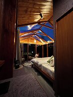 Glass Cabins & Cafe by Urban Monk