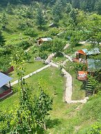 Glass Cabins & Cafe by Urban Monk