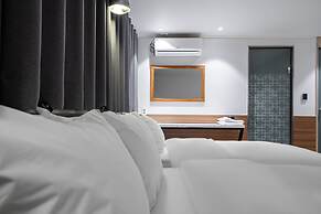 shincheon noble stay hotel