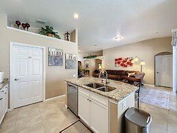 4 Bed In Windsor Palms Resort - Steps To Disney 4 Bedroom Villa by Red