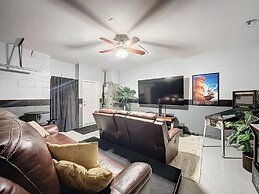 4 Bed In Windsor Palms Resort - Steps To Disney 4 Bedroom Villa by Red