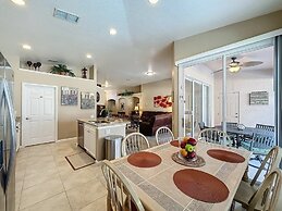 4 Bed In Windsor Palms Resort - Steps To Disney 4 Bedroom Villa by Red
