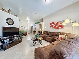 4 Bed In Windsor Palms Resort - Steps To Disney 4 Bedroom Villa by Red