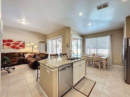 4 Bed In Windsor Palms Resort - Steps To Disney 4 Bedroom Villa by Red