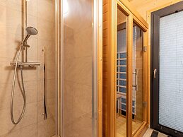 Charming Chalet With Infrared Sauna