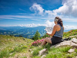 Cozy Chalet in Hohentauern: Your Alpine Retreat