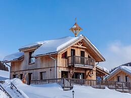 Cozy Chalet in Hohentauern: Your Alpine Retreat