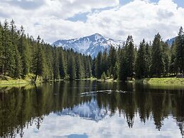 Pleasant Chalet Near Ski-slope