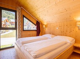 Amazing Chalet With Outdoor Whirlpool