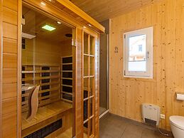 Lavish Chalet With Sauna Near Ski-slope