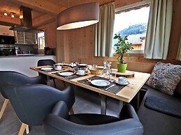 Lavish Chalet With Sauna Near Ski-slope