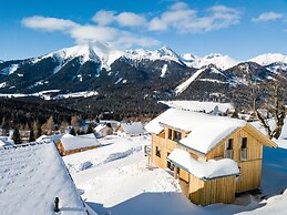 Lavish Chalet With Sauna Near Ski-slope