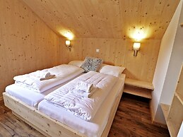 Welcoming Chalet Near Ski-slope