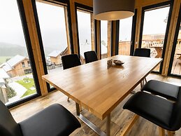 Welcoming Chalet Near Ski-slope