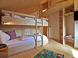 Superb Chalet With Finnish Sauna