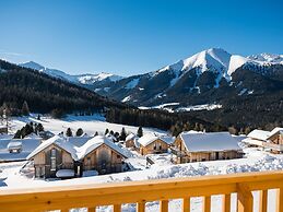 Beautiful Chalet Near Ski-lift
