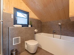 Beautiful Chalet Near Ski-lift