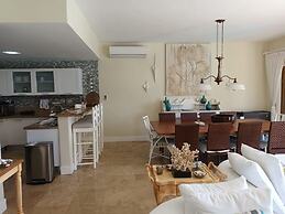 Magnificent Villa With Ocean View in Puerto Bahia