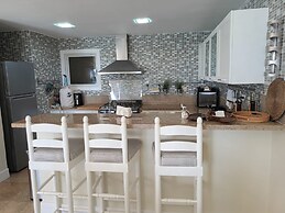 Magnificent Villa With Ocean View in Puerto Bahia