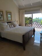 Magnificent Villa With Ocean View in Puerto Bahia