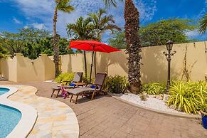 Island Escape Lrg Private Backyard Pool Patio