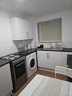 Emerald Apartment With Triple A Star Proximity