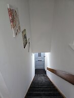 Emerald Apartment With Triple A Star Proximity