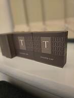 Emerald Apartment With Triple A Star Proximity