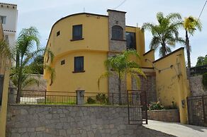 Hotel Guadalupe Bernal