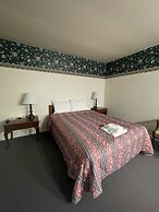 Superior Victorian Inn