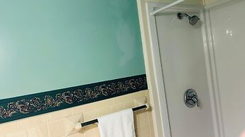 Victorian Inn by Capital O Superior NE