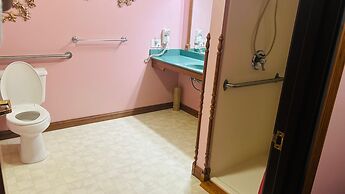 Victorian Inn by Capital O Superior NE