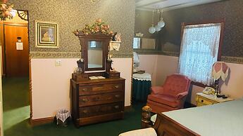 Victorian Inn by Capital O Superior NE