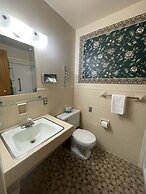 Superior Victorian Inn