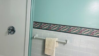 Victorian Inn by Capital O Superior NE