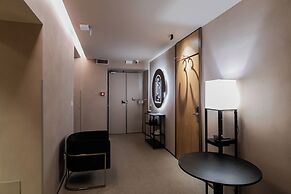 163 Boutique Hotel