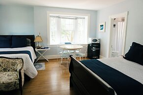 The Carriage House Inn Bed and Breakfast