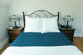 The Carriage House Inn Bed and Breakfast