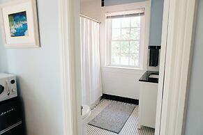 The Carriage House Inn Bed and Breakfast