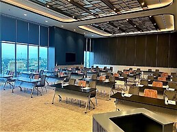 The Quarter Ratchayothin by UHG