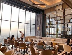 The Quarter Ratchayothin by UHG