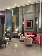 The Quarter Ratchayothin by UHG