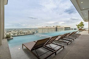 The Quarter Ratchayothin by UHG