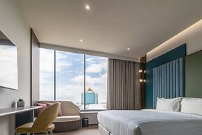 The Quarter Ratchayothin by UHG