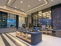 The Quarter Ratchayothin by UHG