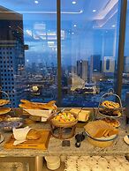 The Quarter Ratchayothin by UHG