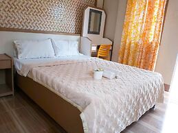 Stefanie Grace Paradise Inn & Restobar